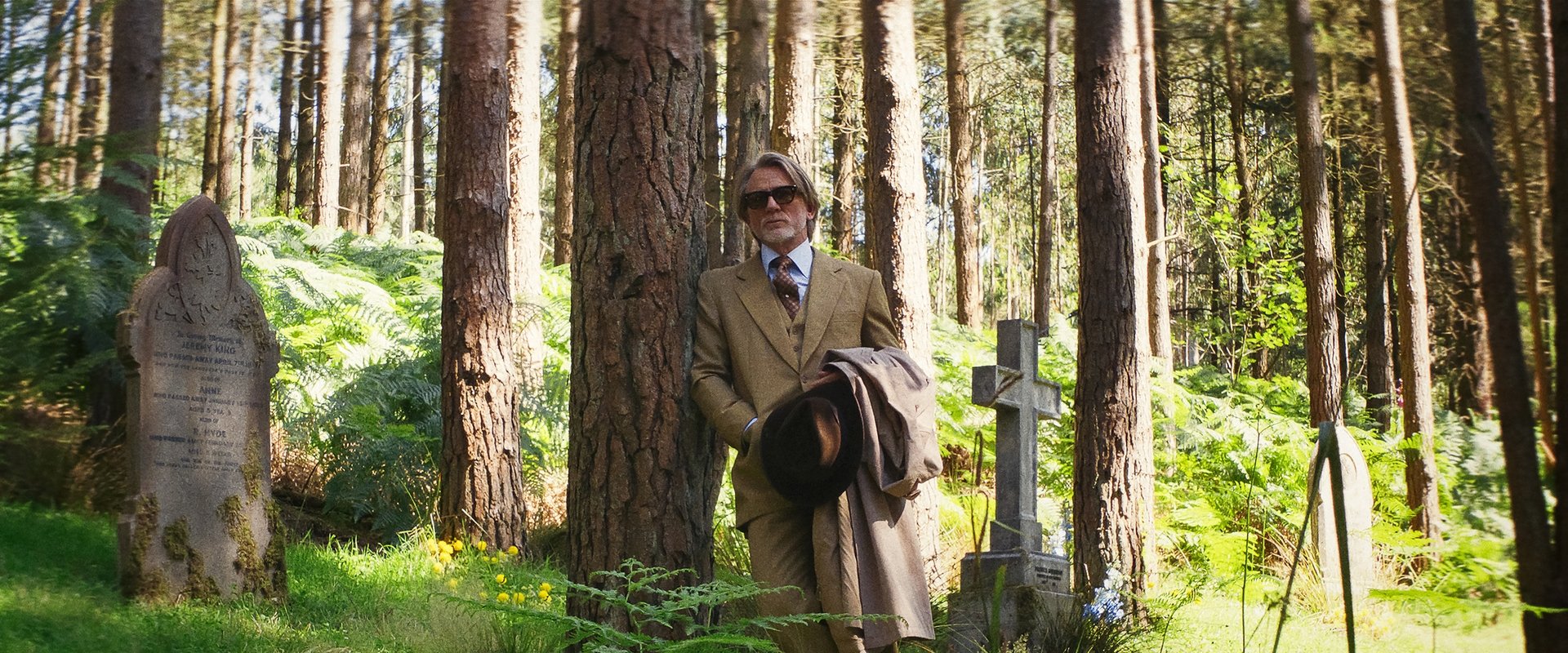 Wake Up Dead Man: A Knives Out Mystery backdrop