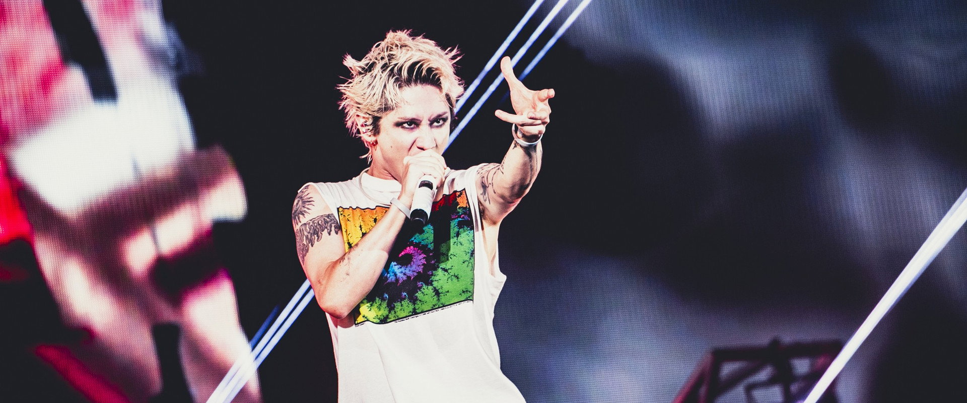 ONE OK ROCK DETOX JAPAN TOUR AT NISSAN STADIUM 2025 IN CINEMAS backdrop