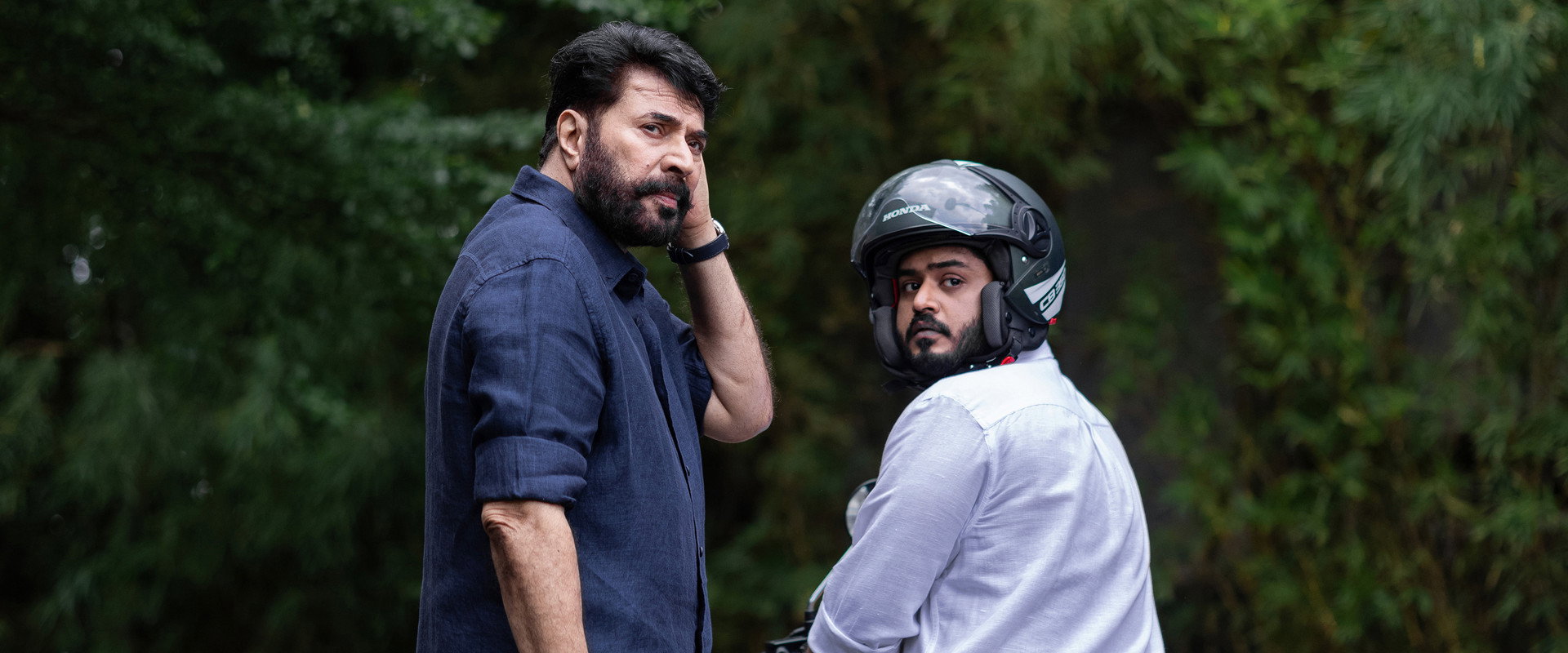 Dominic and the Ladies' Purse backdrop