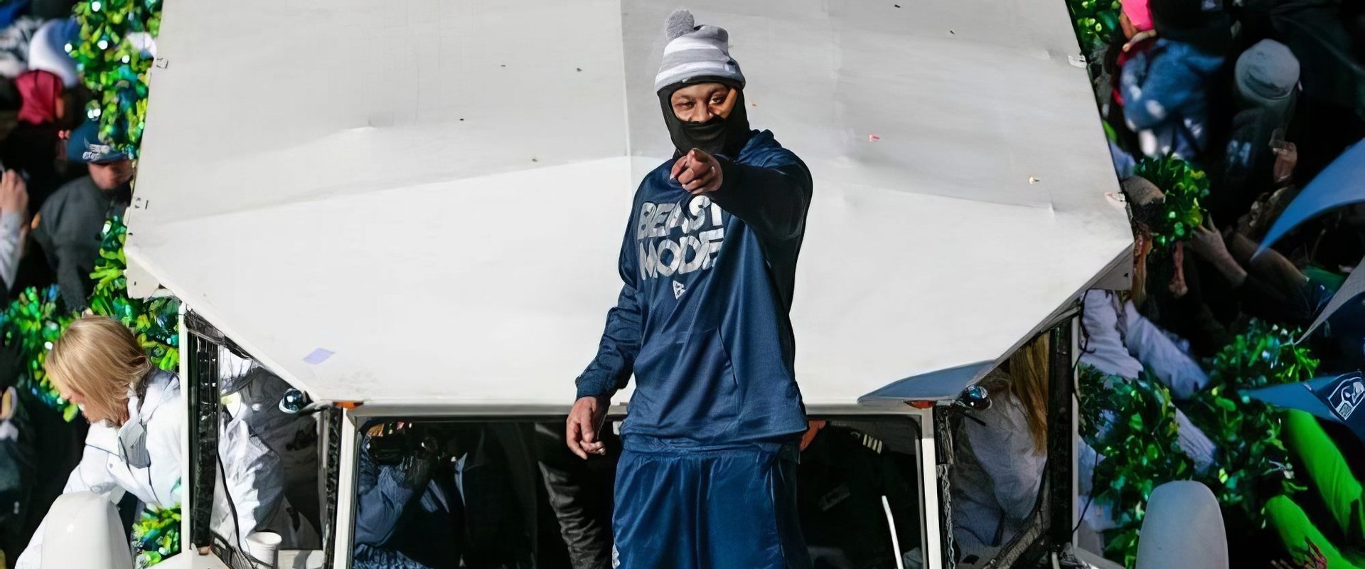 Lynch: A History backdrop
