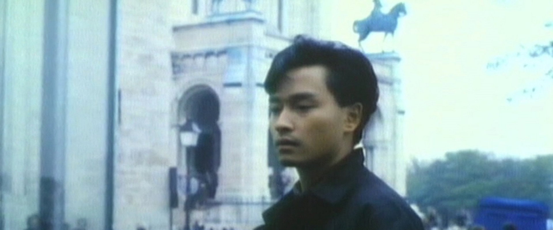 Last Song in Paris backdrop