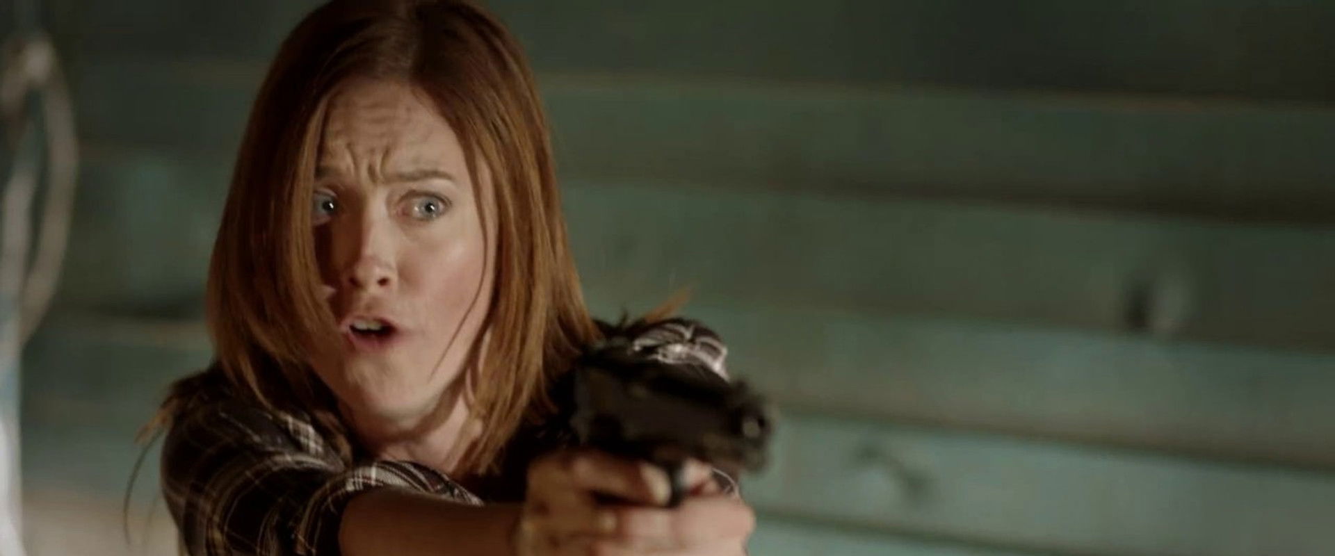 Deadly Exposé backdrop