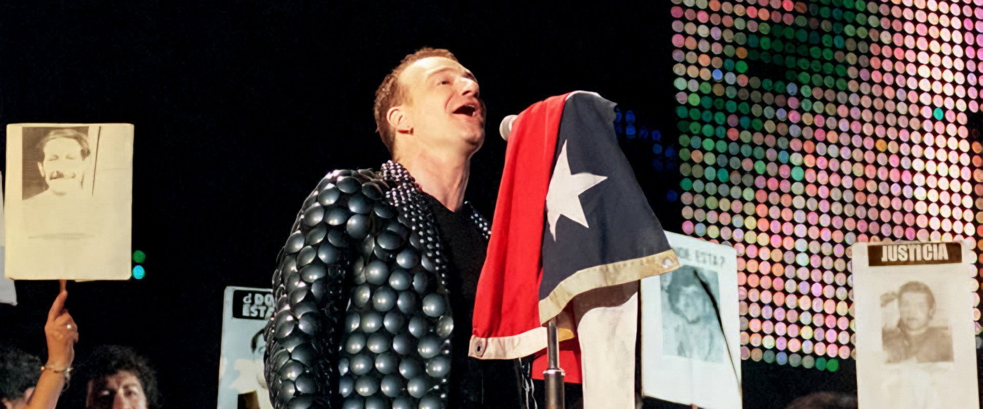 U2: Live from Santiago 1998 backdrop