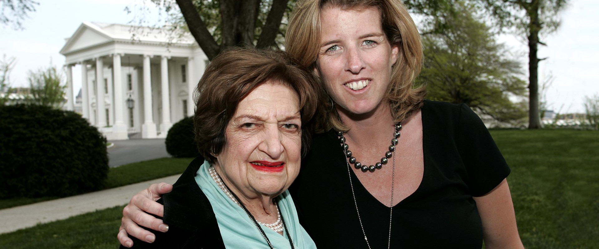 Thank You, Mr. President: Helen Thomas at the White House backdrop