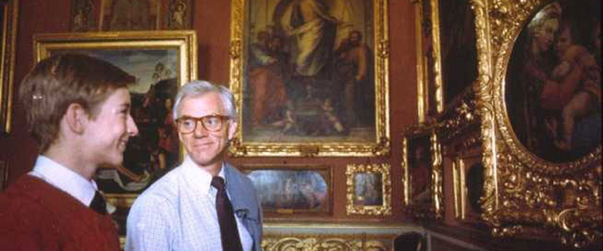 Maggio musicale backdrop