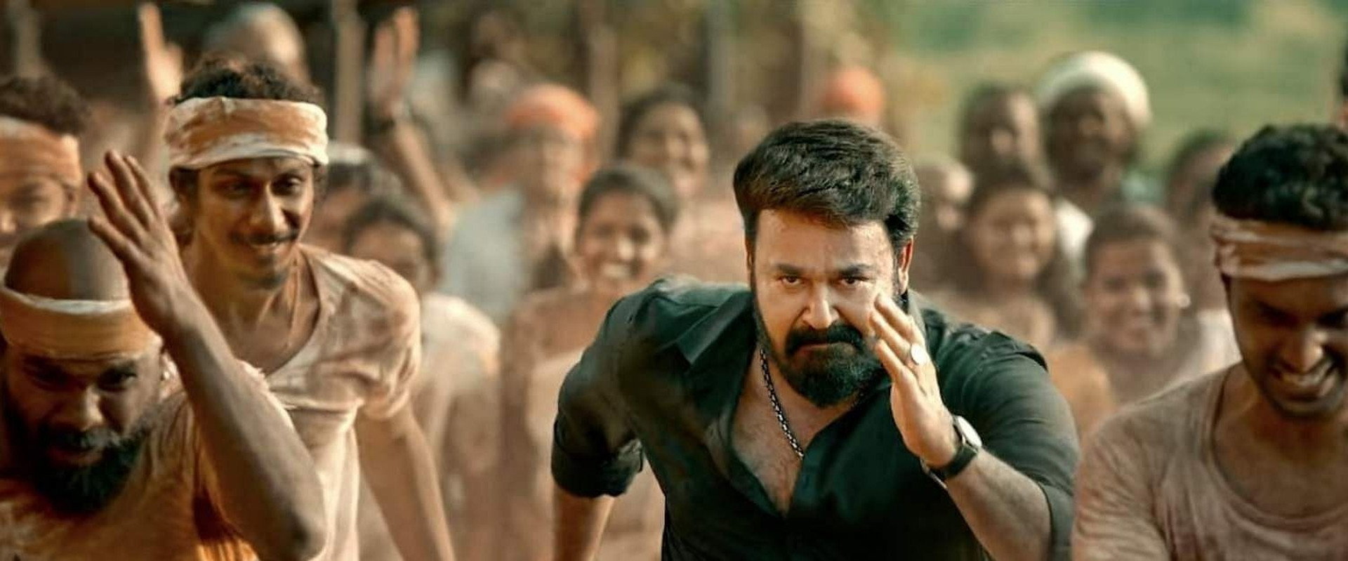 Aaraattu backdrop