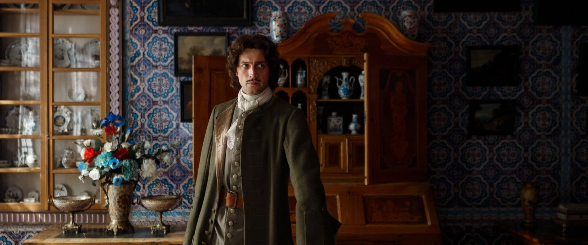 Peter I: The Last Tsar and the First Emperor backdrop