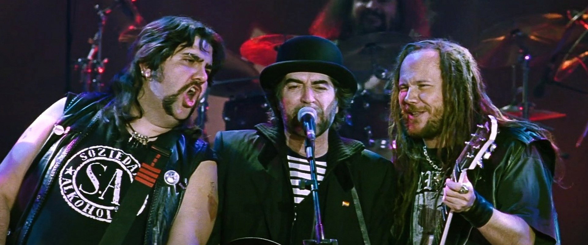 Isi/Disi - Amor a lo bestia backdrop