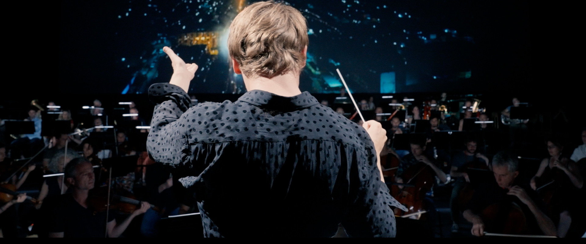 Nous l'orchestre de Paris backdrop