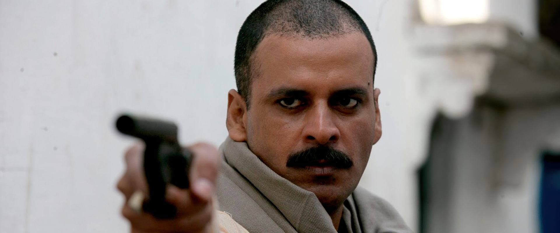 Gangs of Wasseypur - Part 1 backdrop