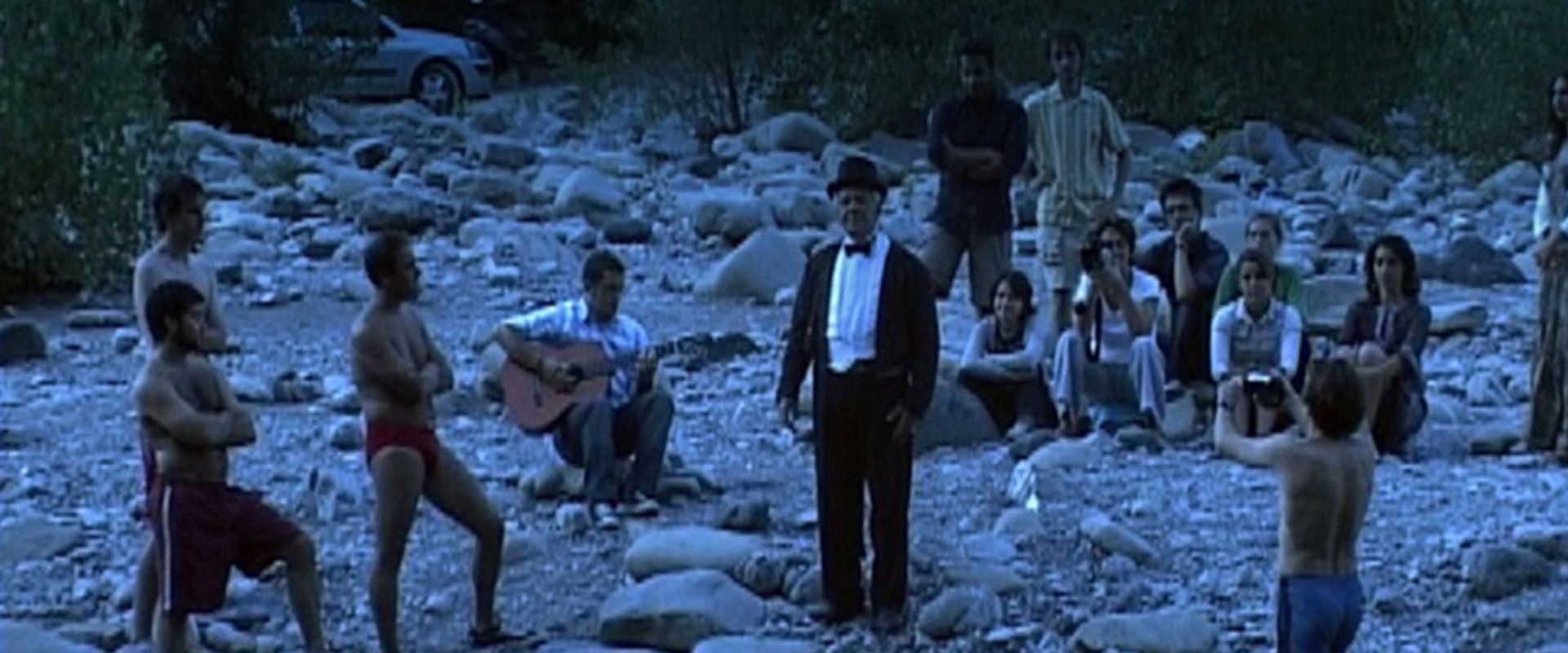 Sorelle Mai backdrop