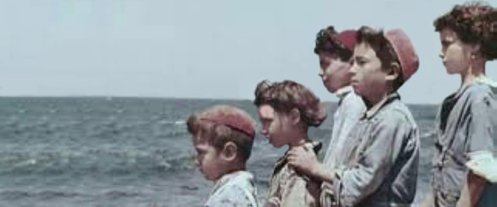 Les Anneaux d'Or backdrop