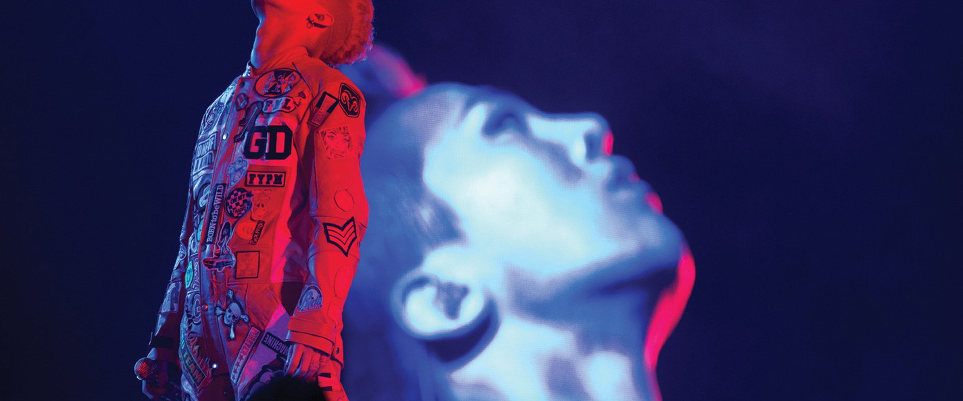 ONE OF A KIND 3D ; G-DRAGON 2013 1ST WORLD TOUR backdrop