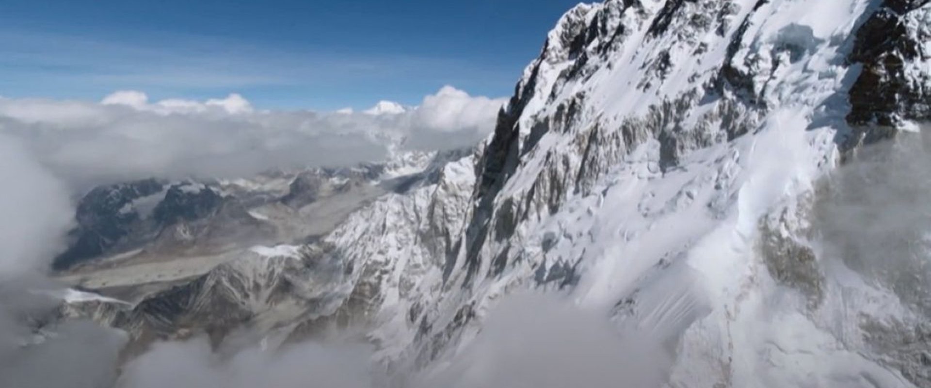 Tibet: Roof of the World backdrop