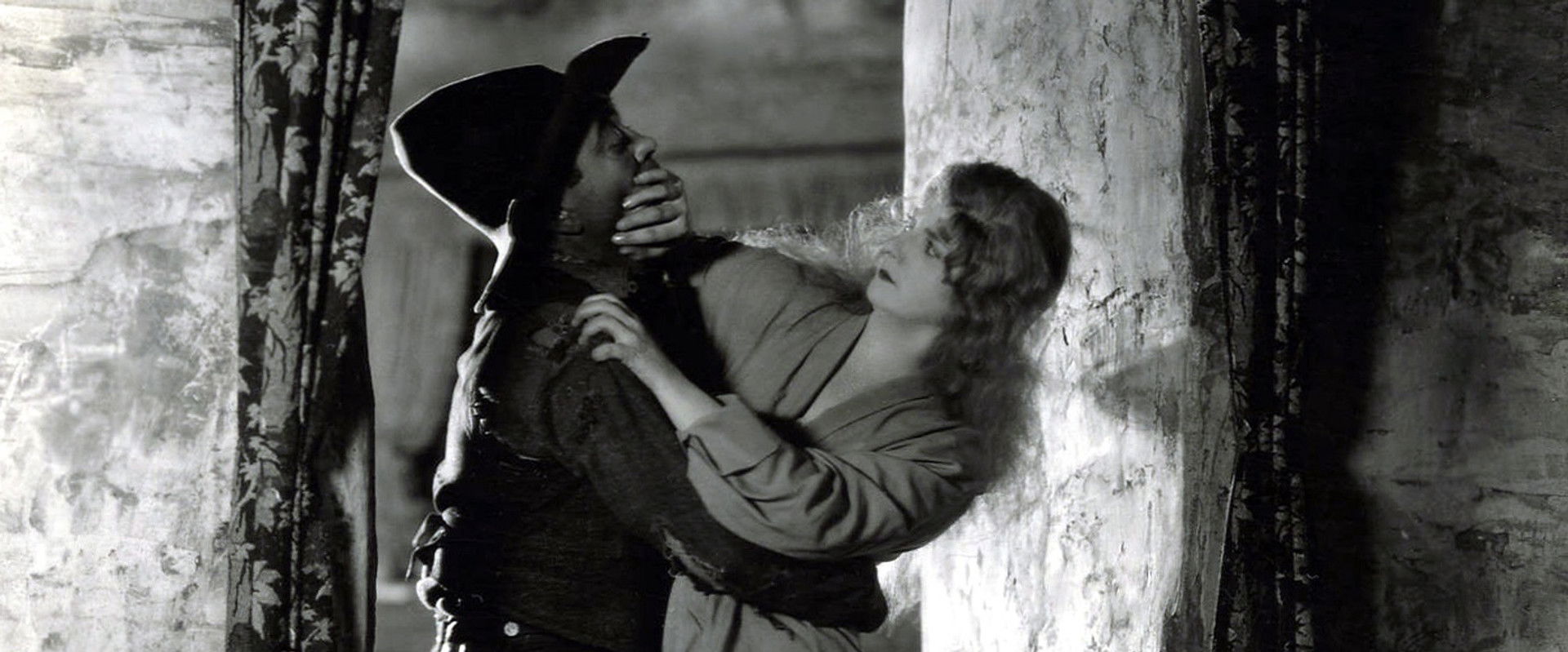 The Great Divide backdrop