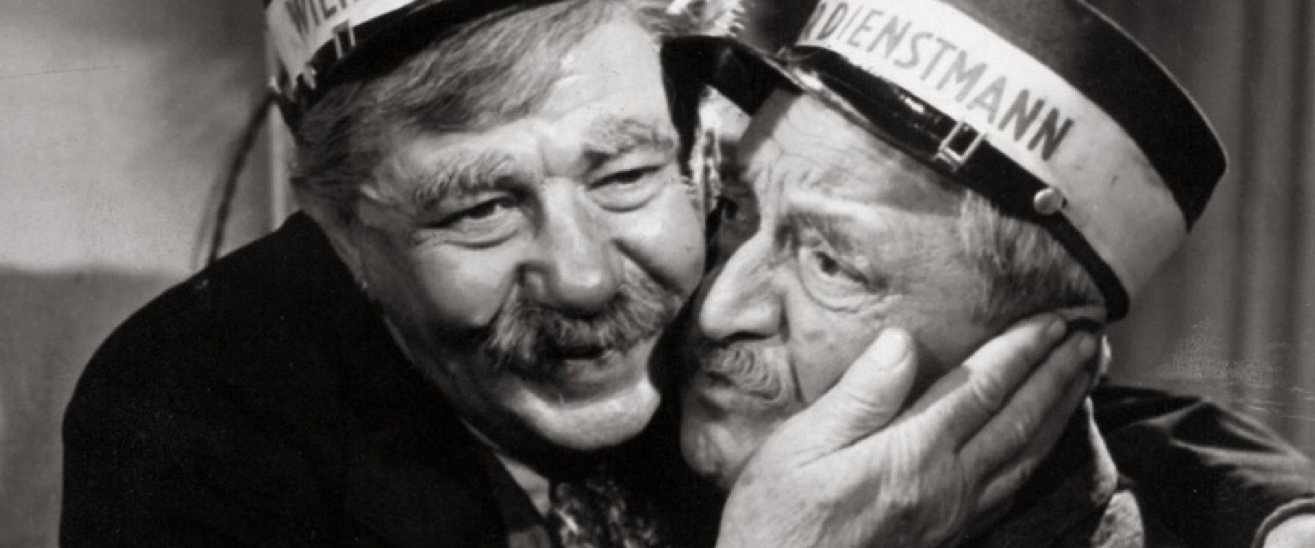 Hello Dienstmann backdrop