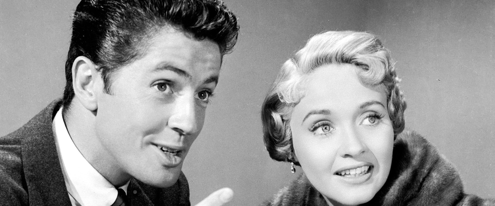 Small Town Girl backdrop