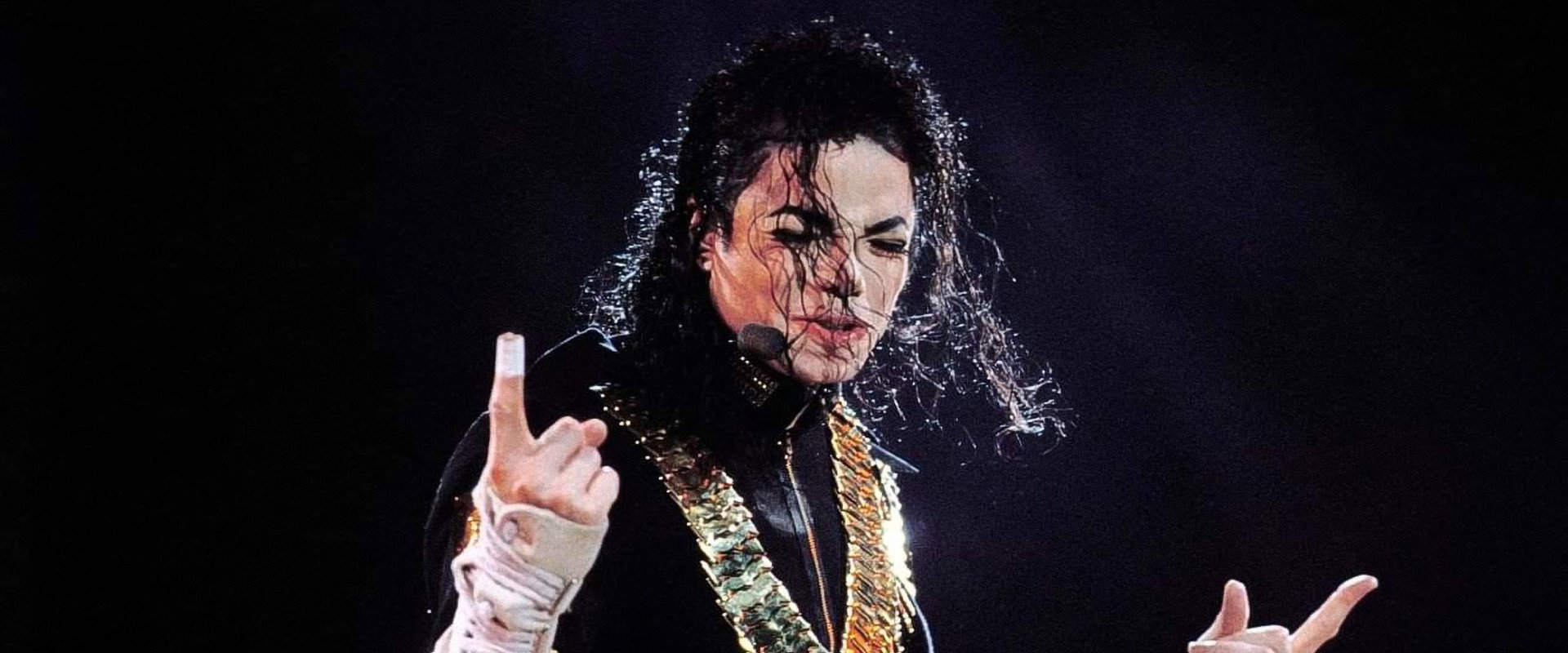 Michael Jackson: Dangerous World Tour - Live in Buenos Aires backdrop
