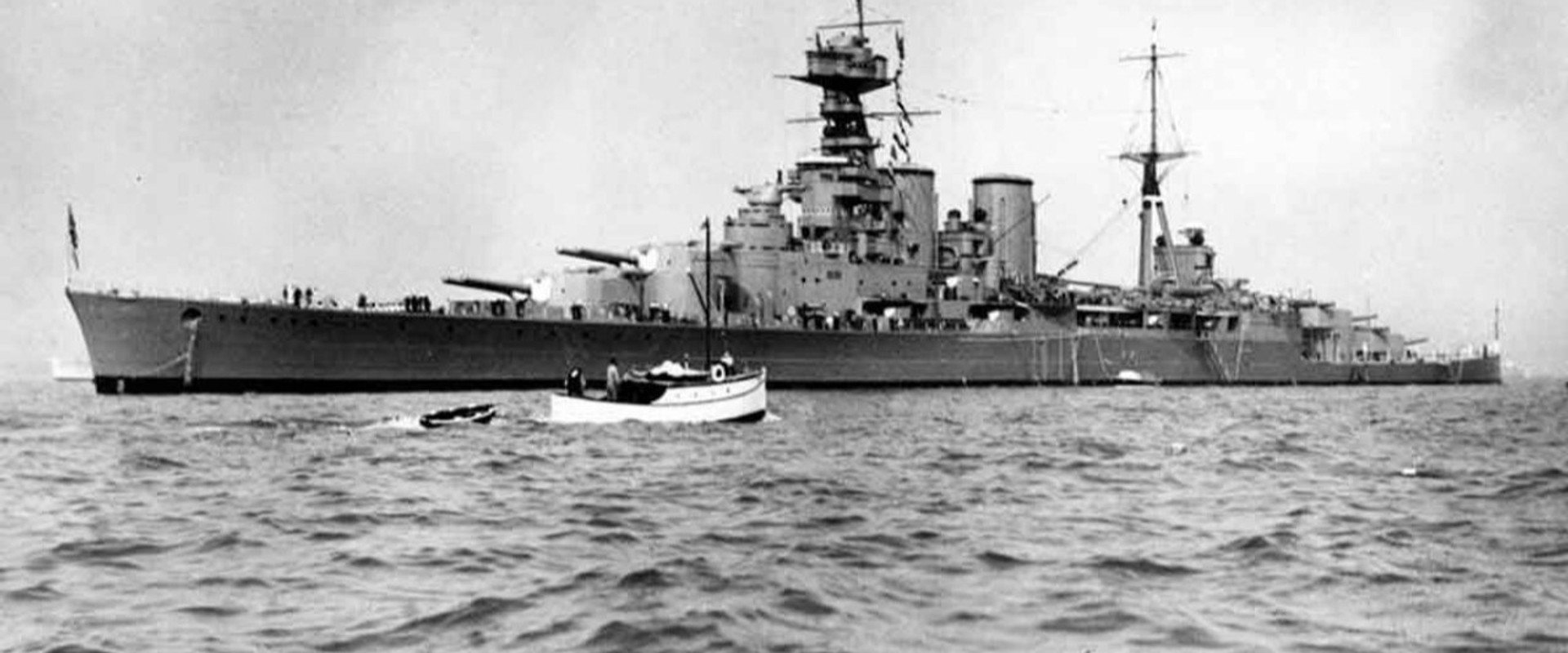 How The Bismarck Sank HMS Hood backdrop