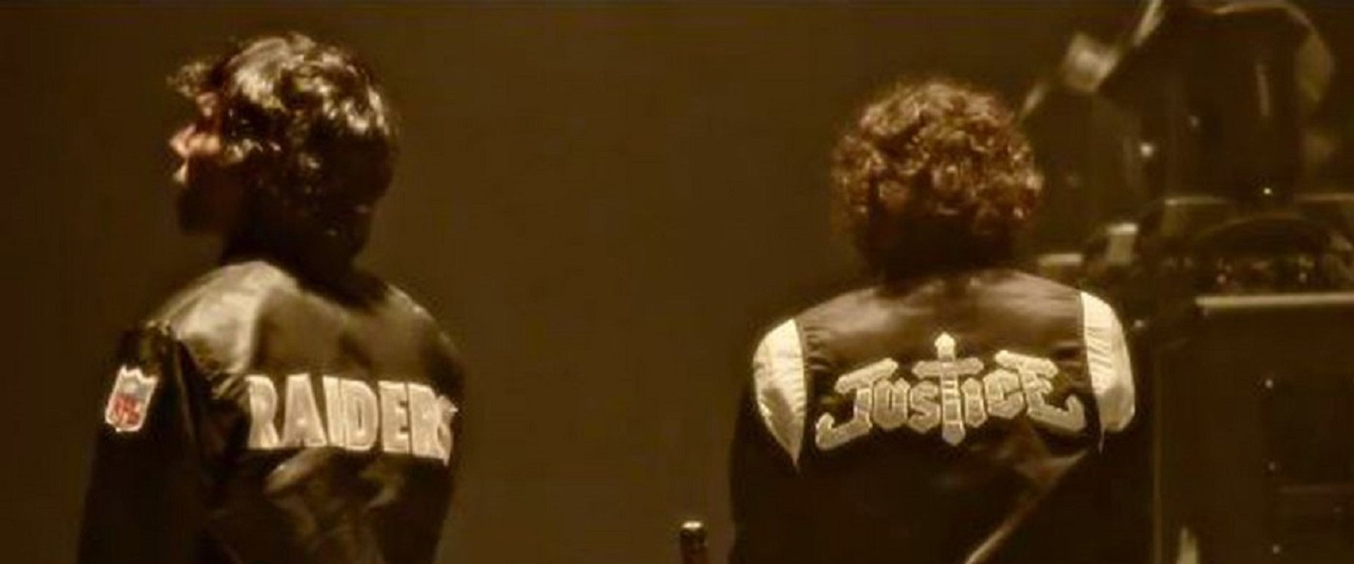 IRIS: Live At Paris Accorhotels Arena backdrop