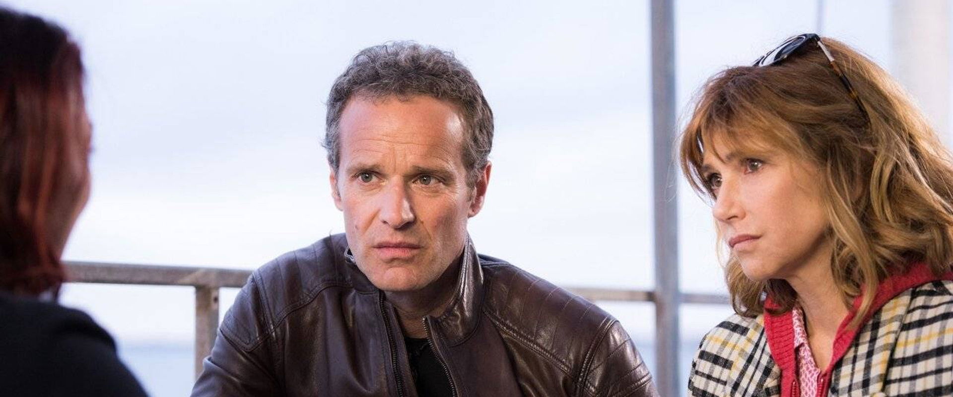 Murder in Hérault backdrop