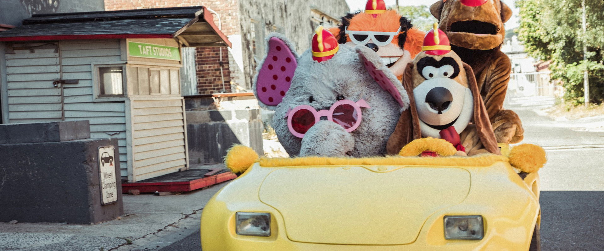 The Banana Splits Movie backdrop