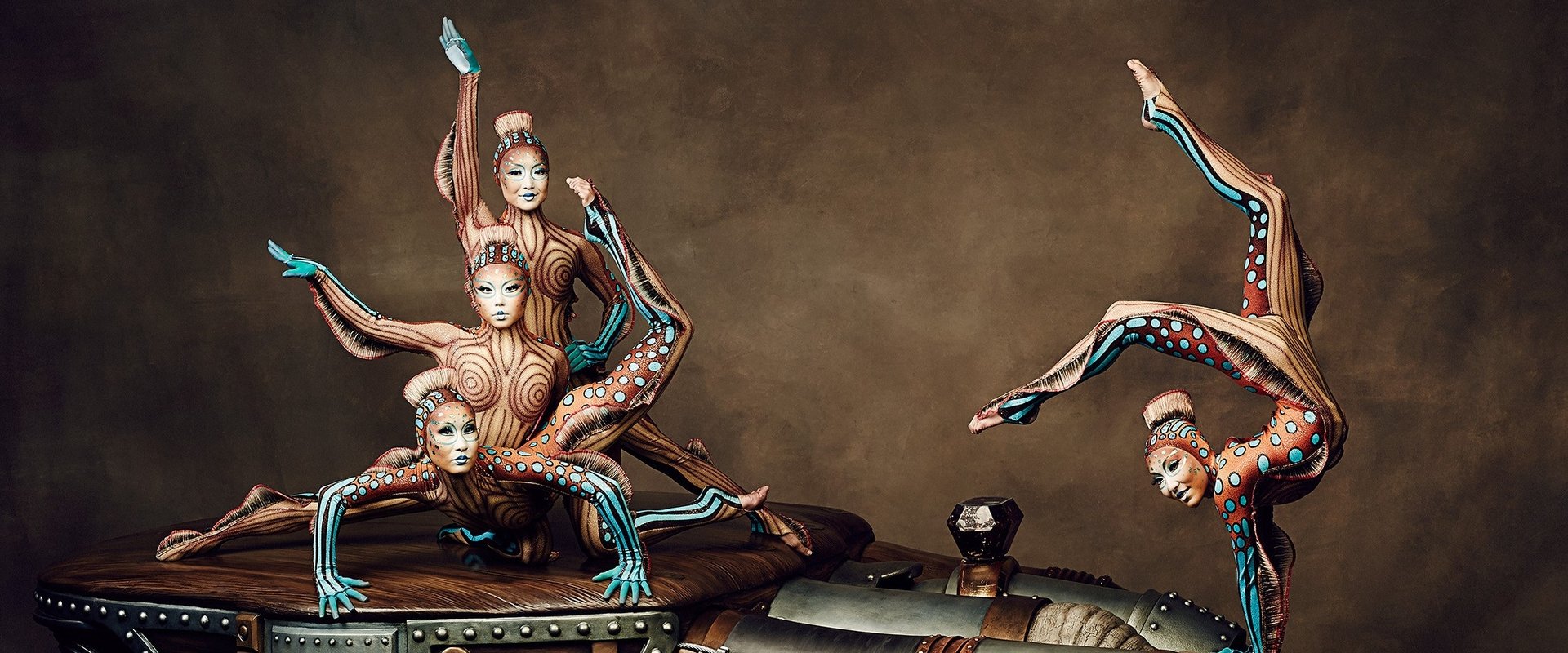 Cirque du Soleil: KURIOS - Cabinet des curiosités backdrop