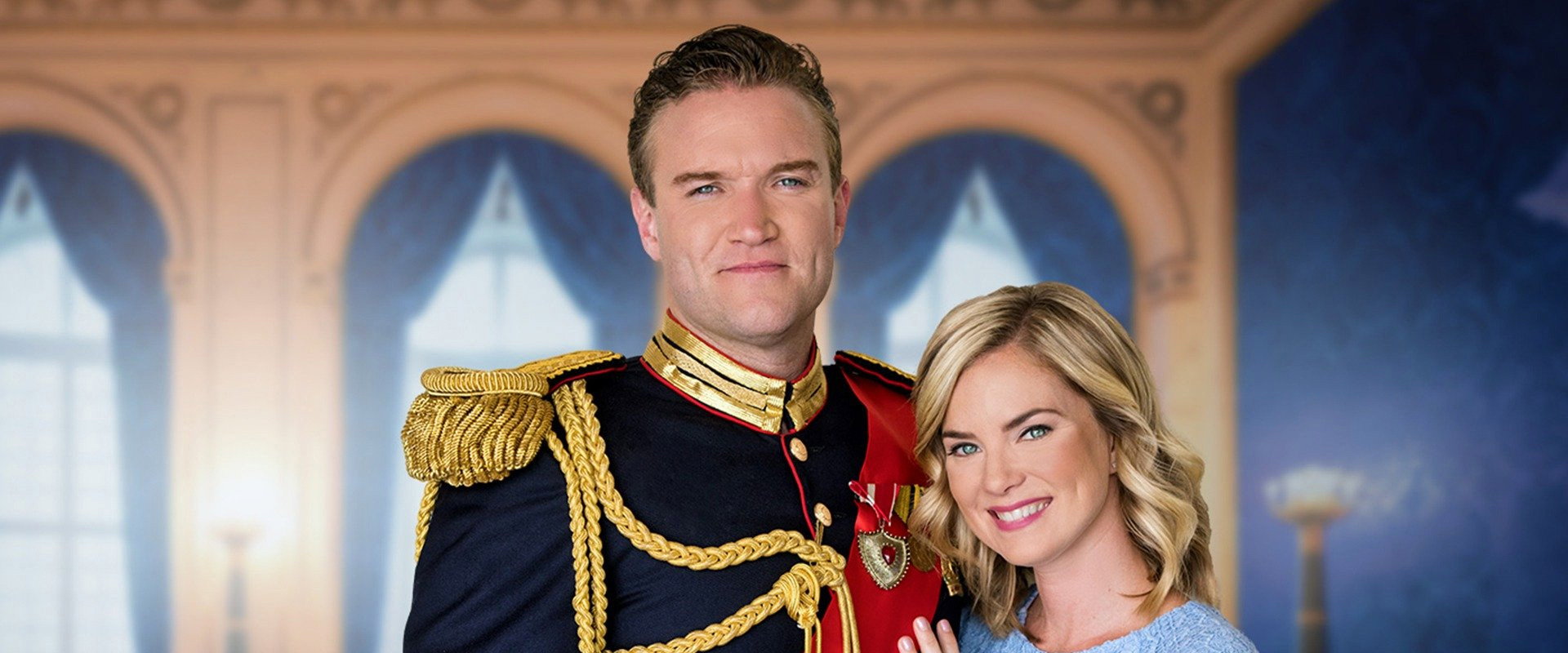 A Christmas in Royal Fashion backdrop