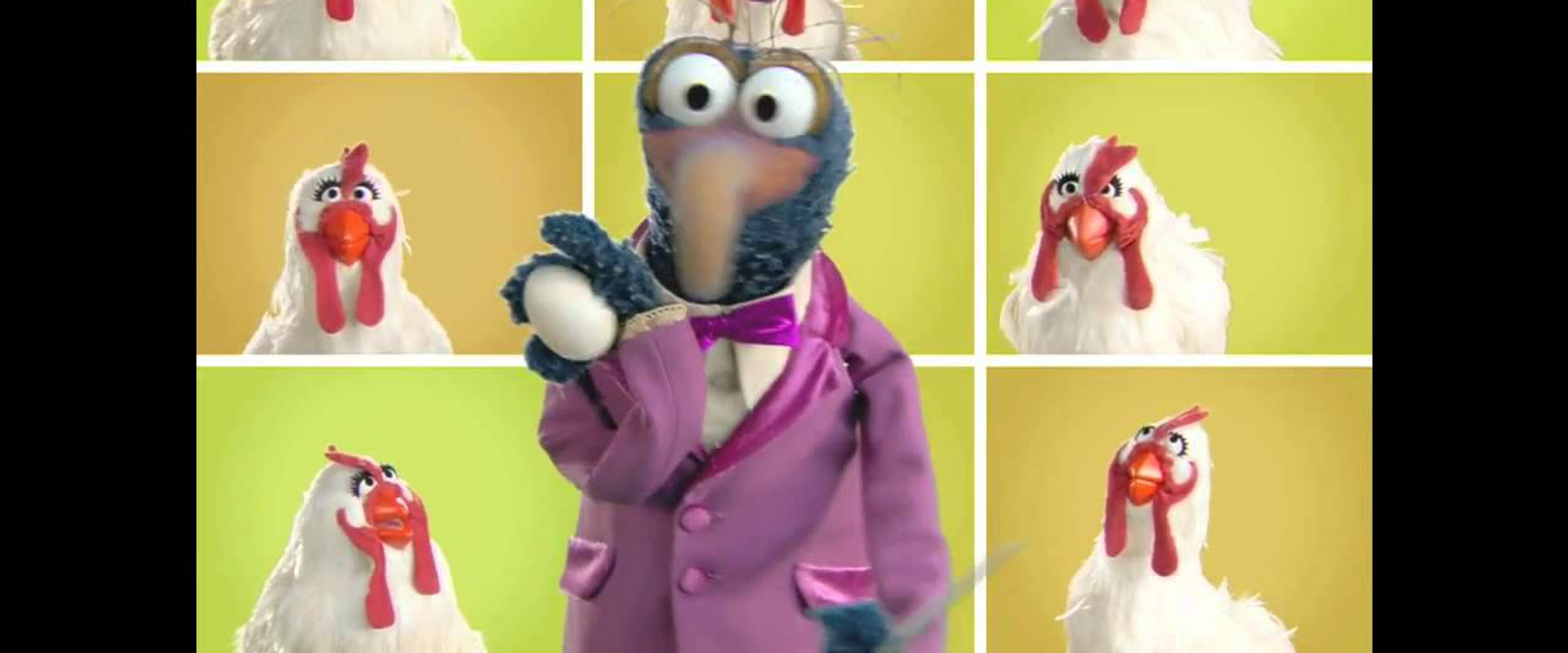 The Muppets: Classical Chicken backdrop