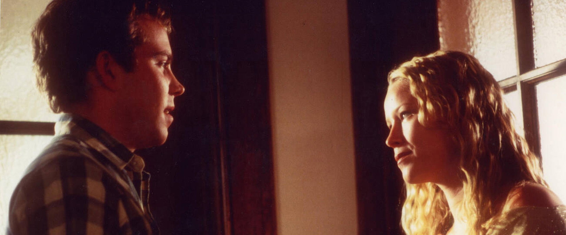 The Year That Trembled backdrop