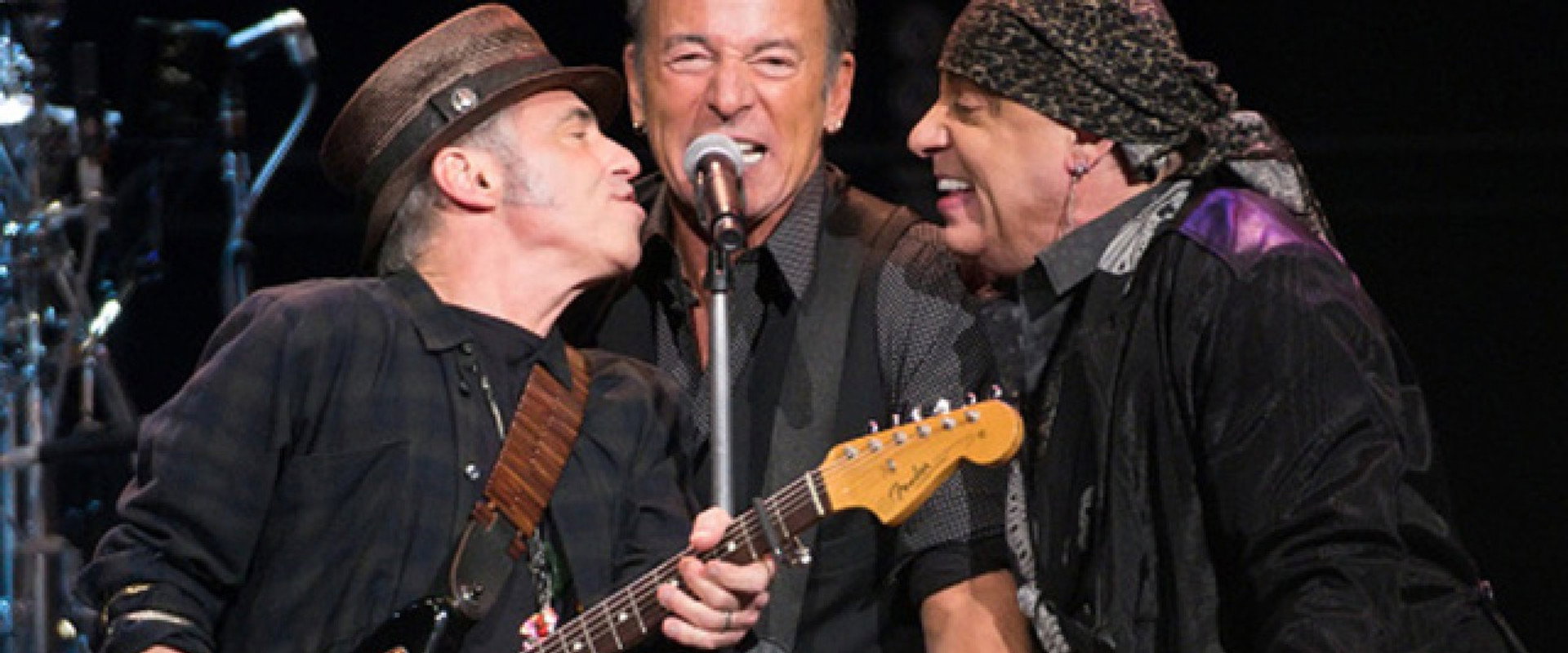 Bruce Springsteen & the E Street Band - Live in New York City backdrop