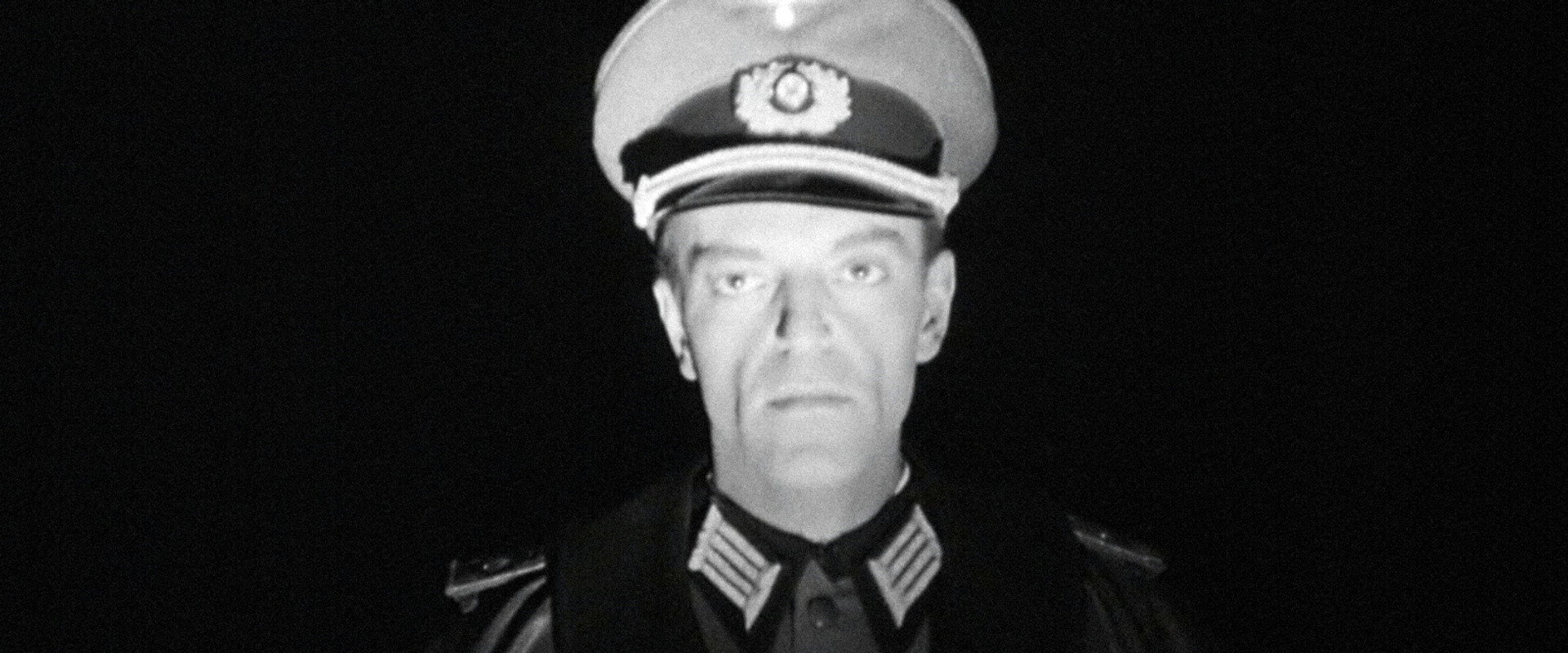 Le Silence de la mer backdrop