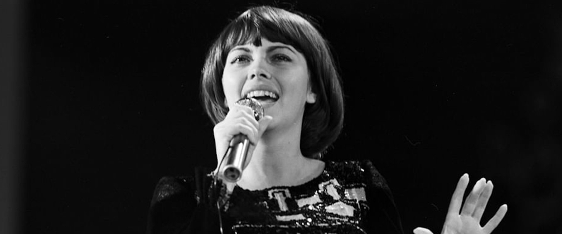 Mireille Mathieu - Singen, nur singen backdrop