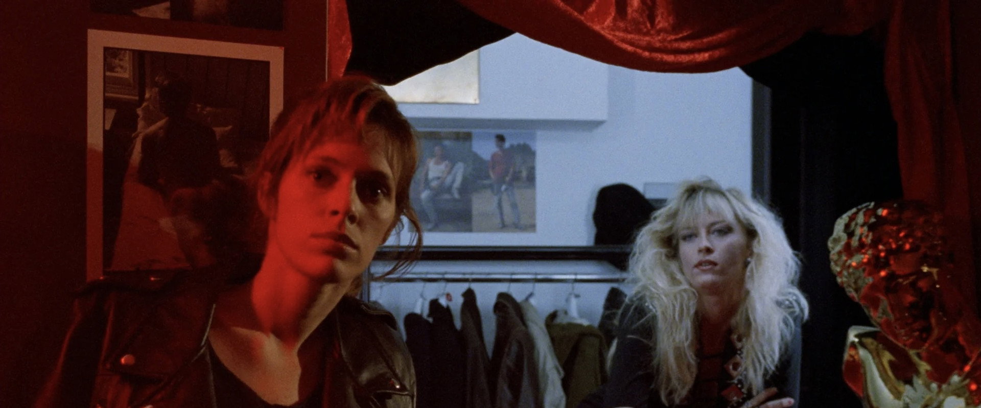 The Final Scoop backdrop