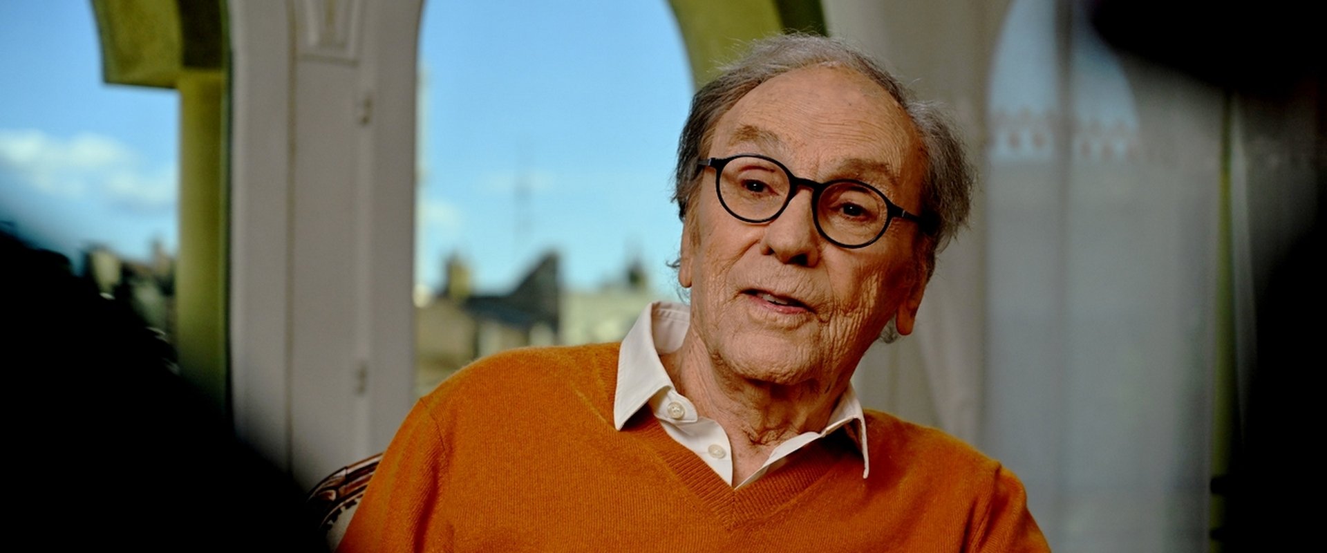 Trintignant by Trintignant backdrop