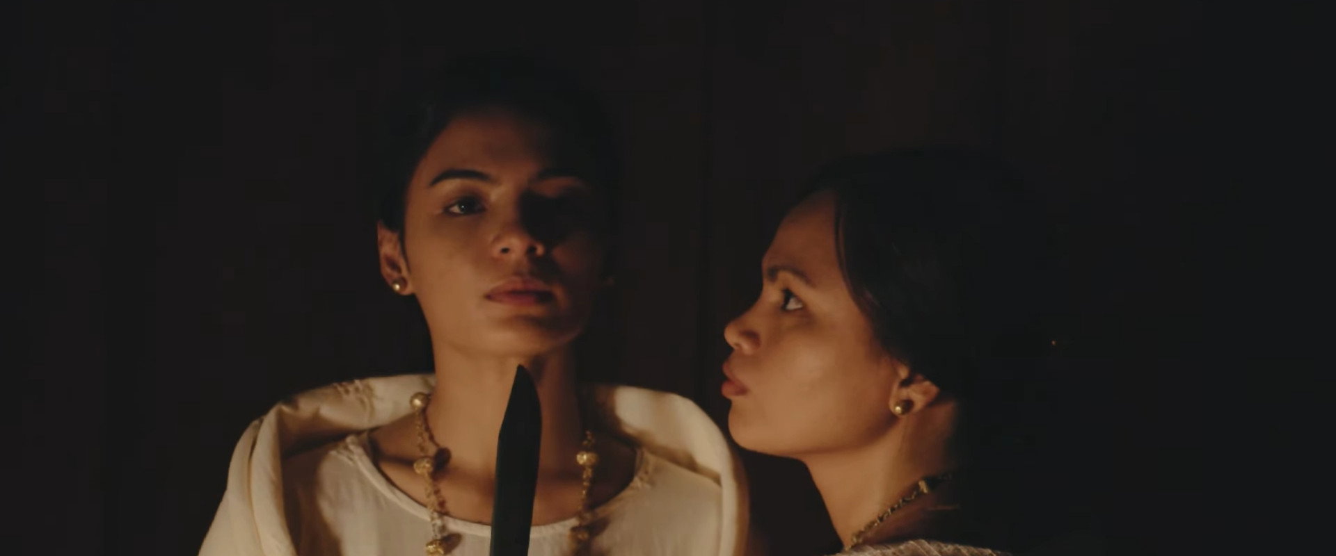 Lakambini, Gregoria de Jesus backdrop