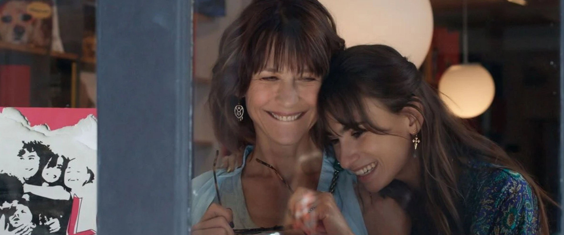 LOL 2.0: Anne’s Golden Hour backdrop