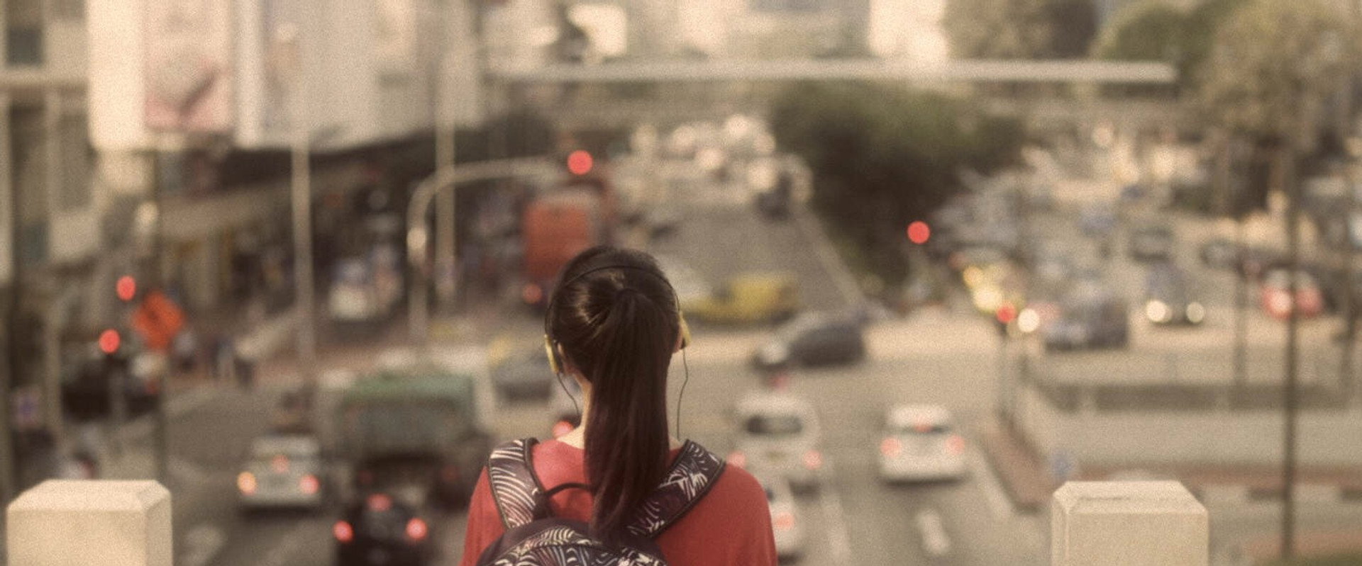 That Girl in Pinafore backdrop