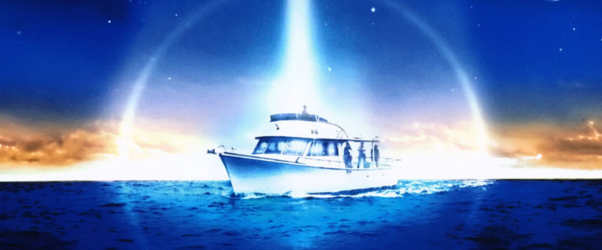 Cocoon: The Return backdrop