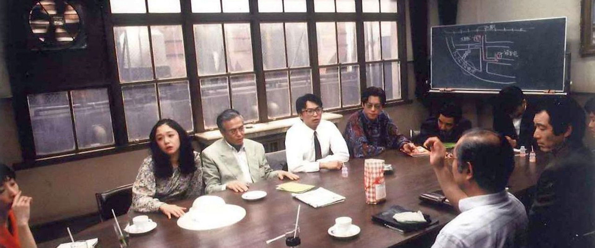 The Gentle 12 backdrop