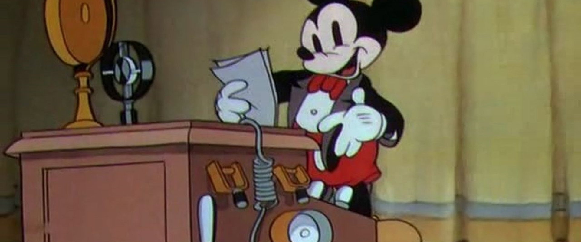 Mickey's Amateurs backdrop