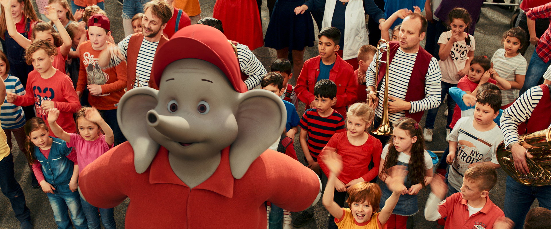 Benjamin the Elephant backdrop