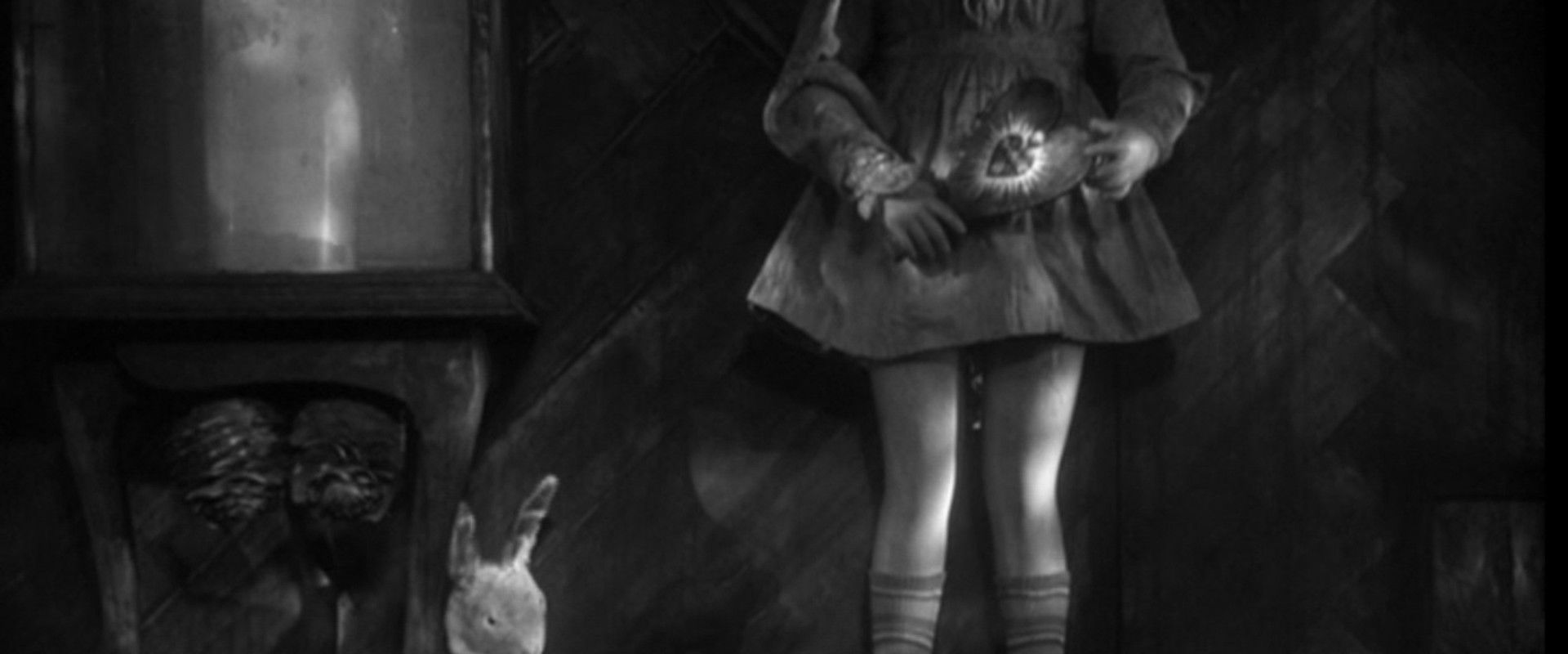 Stille Nacht II: Are We Still Married? backdrop