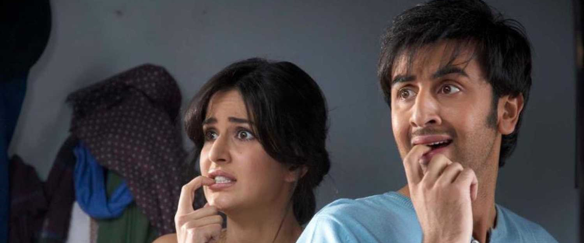 Ajab Prem Ki Ghazab Kahani backdrop