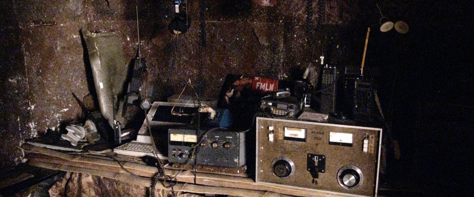 Radio Venceremos backdrop
