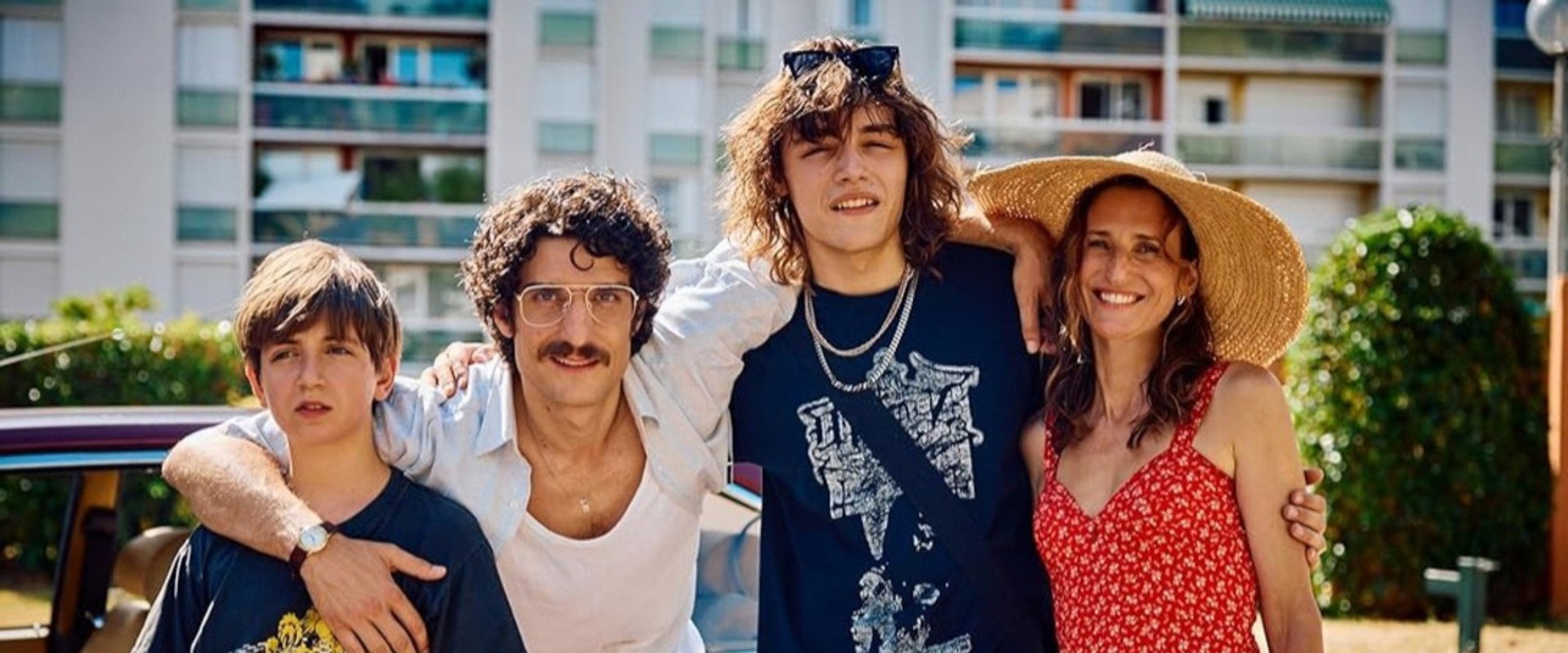 Juste une illusion backdrop