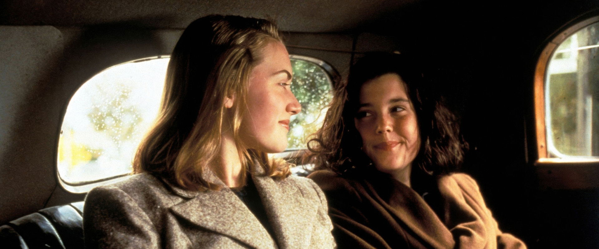 Heavenly Creatures backdrop