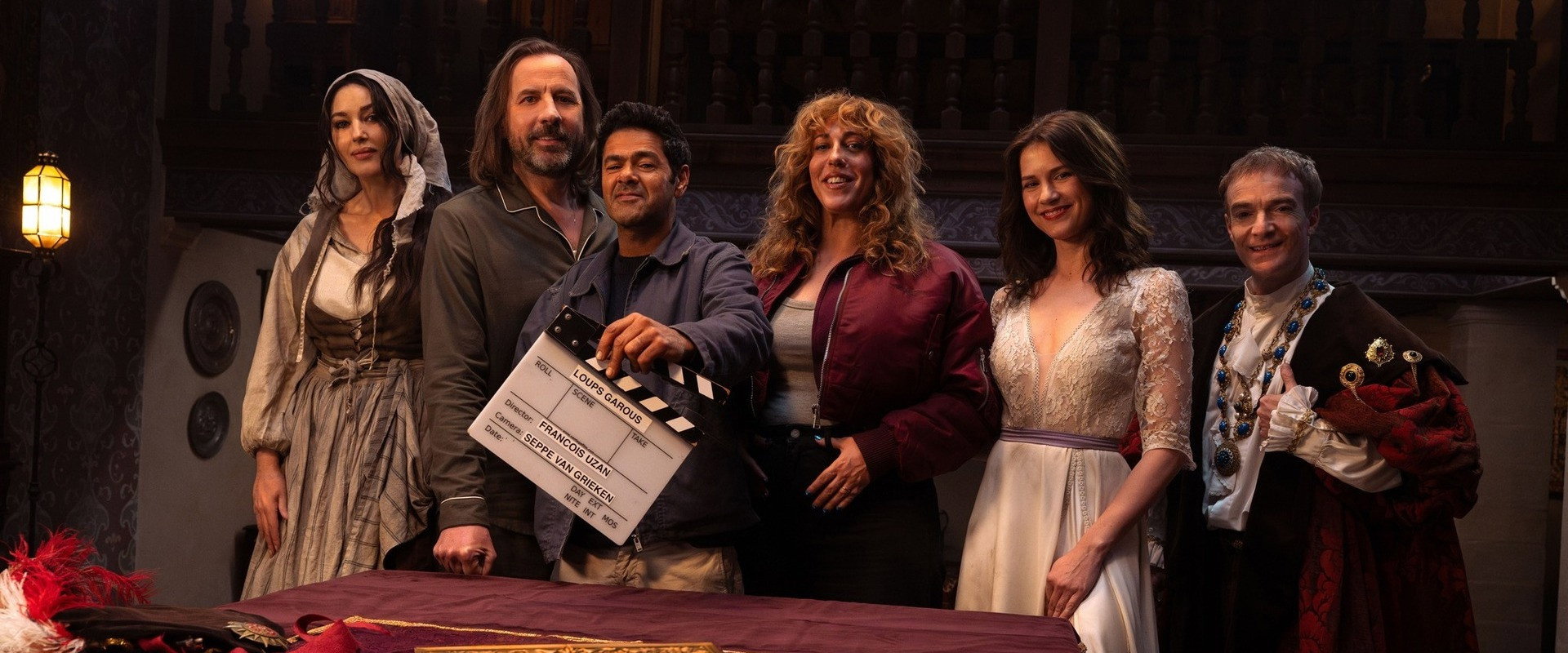 Loups-Garous Renaissance backdrop