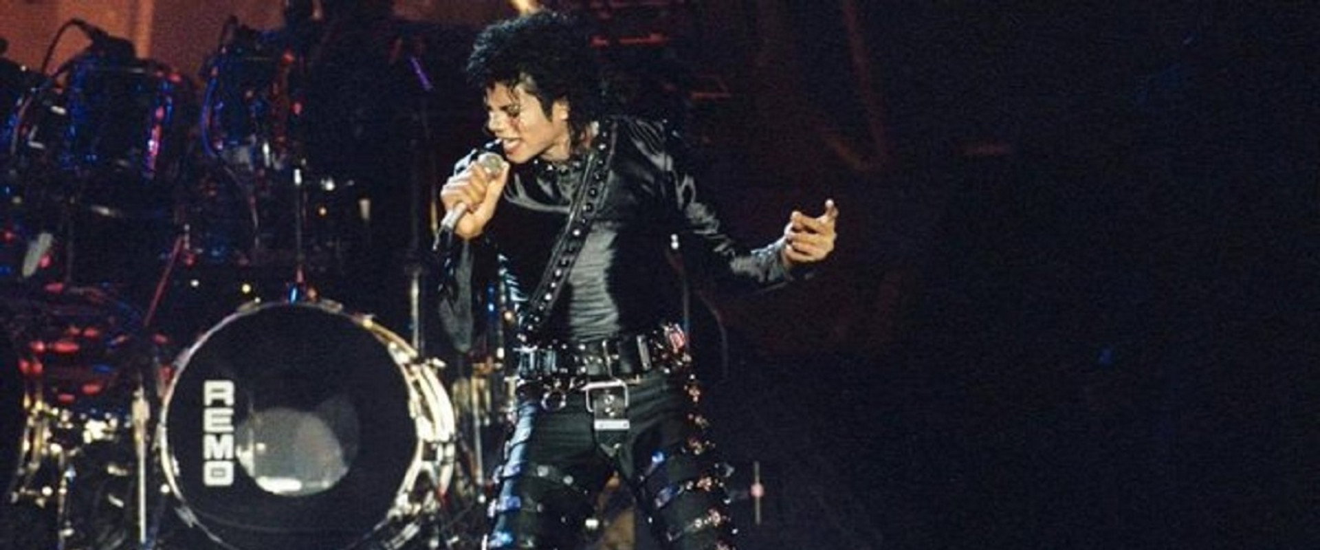 Michael Jackson: Japan Tour '87 - Live in Yokohama backdrop