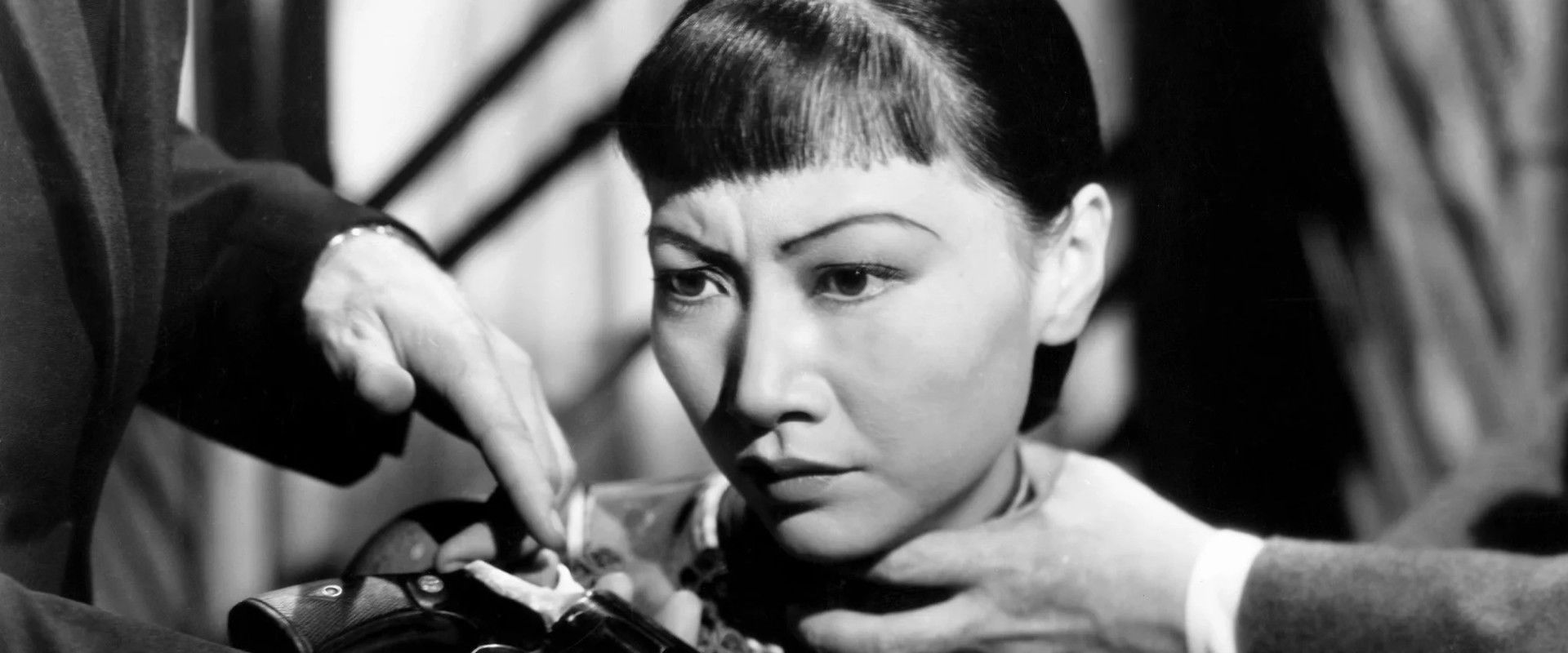 Daughter of Shanghai backdrop